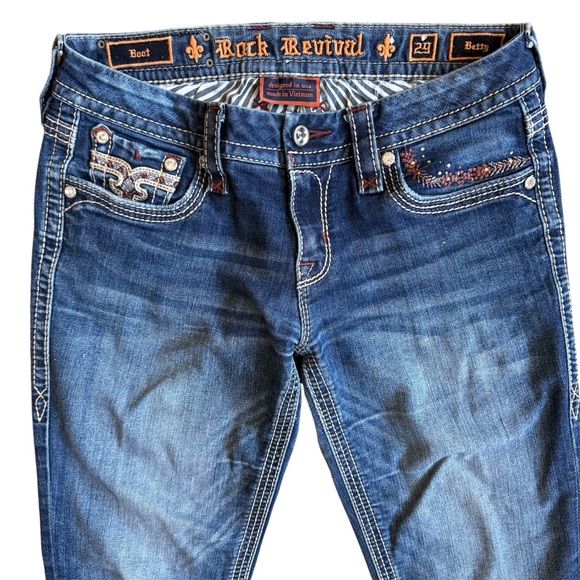 Women’s Rock Revival Bootcut Betty Rhinestone Pocket Jeans - Picture 3 of 9
